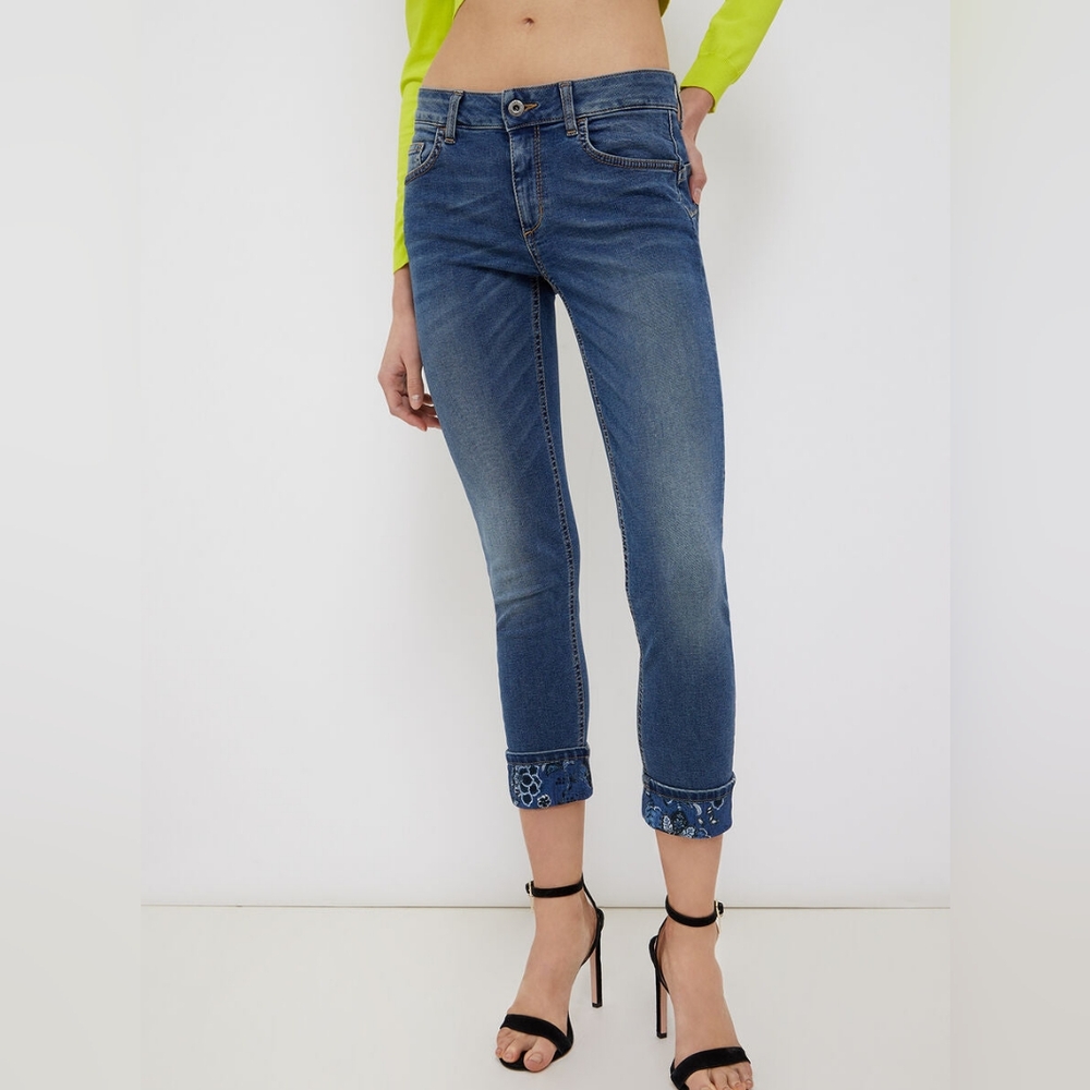 LIU JO Floral Turn Up Cropped Skinny Jean Size 30